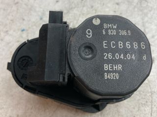 bontott BMW 5 E60 Fűtés Állító Motor