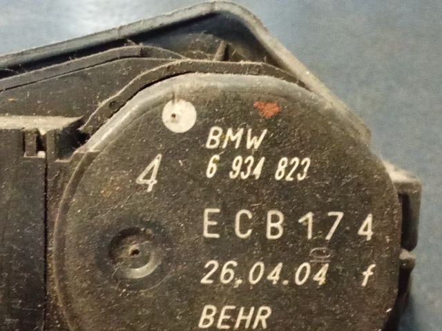 bontott BMW 5 E60 Fűtés Állító Motor