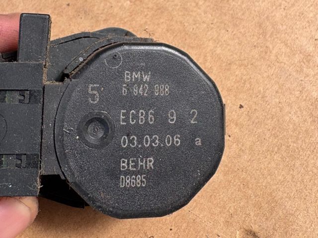 bontott BMW 5 E60 Fűtés Állító Motor