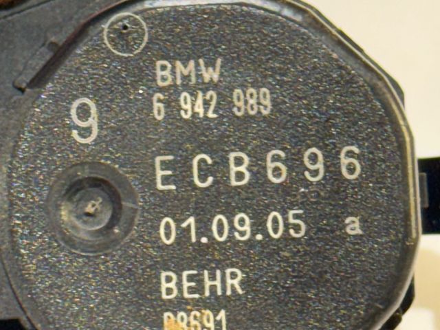 bontott BMW 5 E60 Fűtés Állító Motor