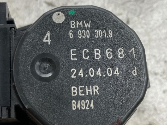 bontott BMW 5 E60 Fűtés Állító Motor