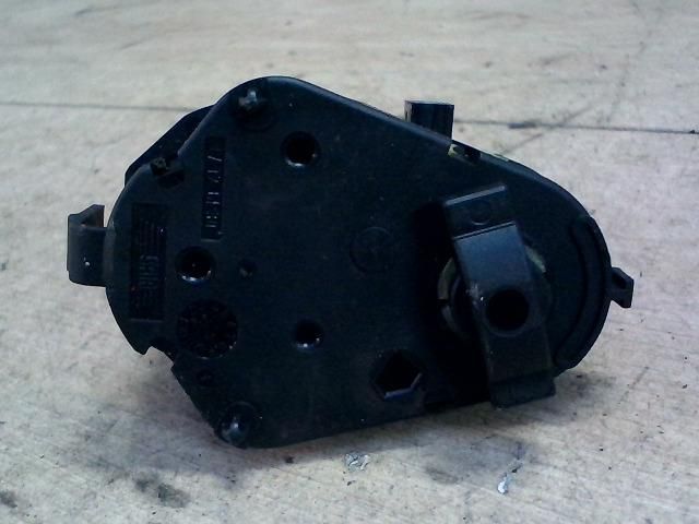 bontott BMW 5 E60 Fűtés Állító Motor