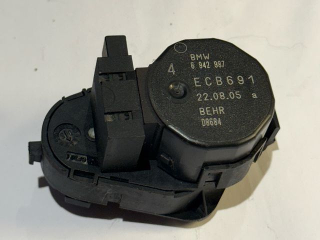 bontott BMW 5 E60 Fűtés Állító Motor