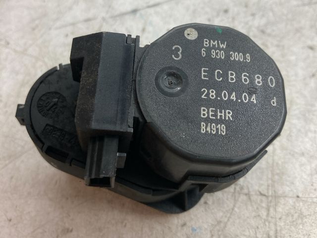 bontott BMW 5 E60 Fűtés Állító Motor