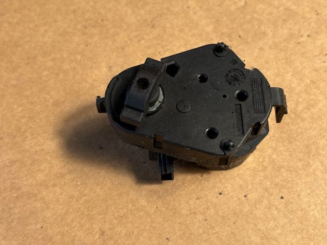 bontott BMW 5 E60 Fűtés Állító Motor