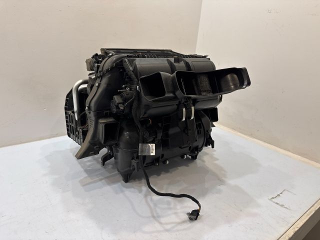 bontott BMW 5 E60 Fűtés Box