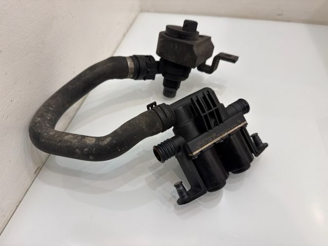 bontott BMW 5 E60 Fűtéscsap