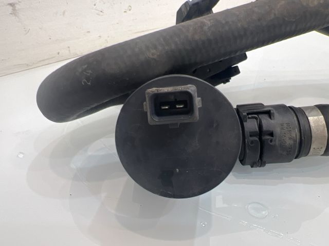 bontott BMW 5 E60 Fűtéscsap