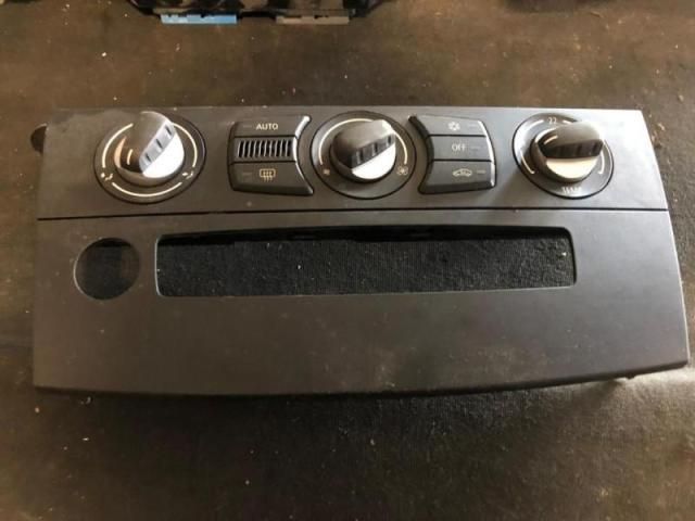 bontott BMW 5 E60 Fűtéskapcsoló (digit klímás)