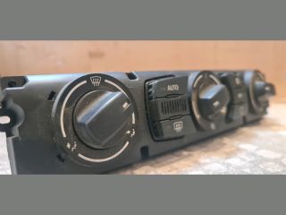 bontott BMW 5 E60 Fűtéskapcsoló (manuális klímás)
