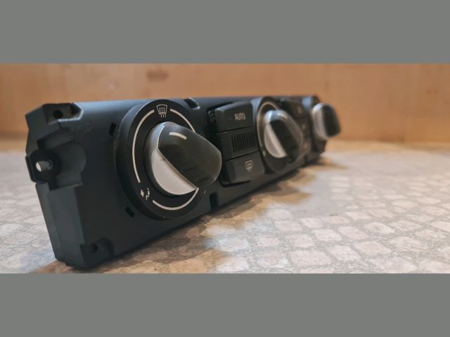 bontott BMW 5 E60 Fűtéskapcsoló (manuális klímás)