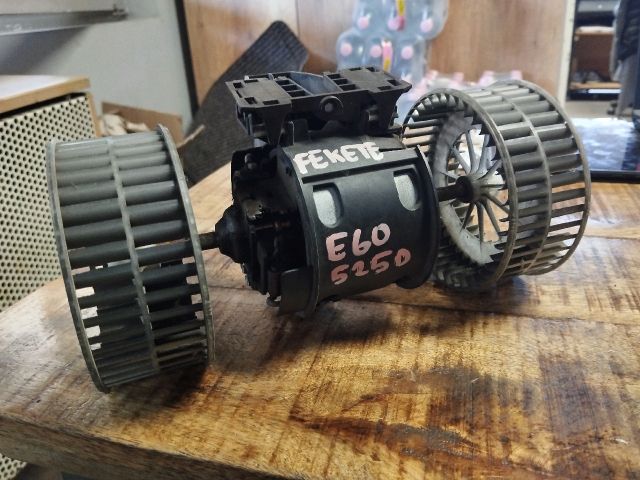 bontott BMW 5 E60 Fűtőmotor (Klímás)