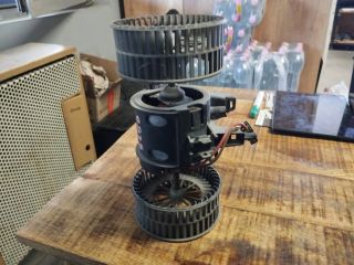 bontott BMW 5 E60 Fűtőmotor (Klímás)