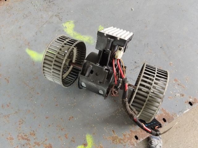 bontott BMW 5 E60 Fűtőmotor (Klímás)