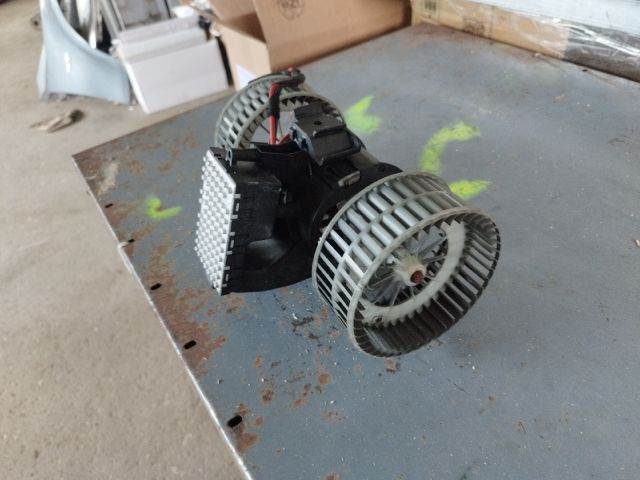 bontott BMW 5 E60 Fűtőmotor (Klímás)