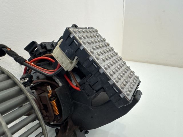 bontott BMW 5 E60 Fűtőmotor (Klímás)