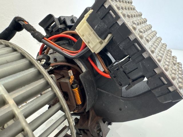 bontott BMW 5 E60 Fűtőmotor (Klímás)