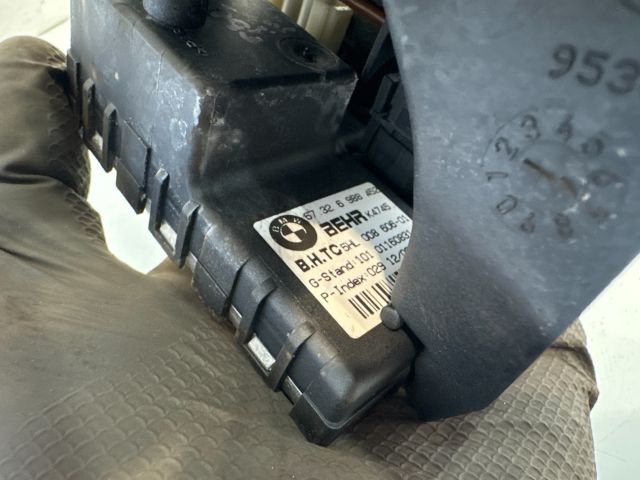 bontott BMW 5 E60 Fűtőmotor (Klímás)