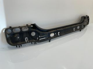 bontott BMW 5 E60 Hátsó középső Lökhárító Tartó (Műanyag)