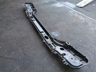 bontott BMW 5 E60 Hátsó középső Lökhárító Tartó (Műanyag)