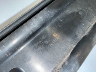 bontott BMW 5 E60 Hátsó középső Lökhárító Tartó (Műanyag)