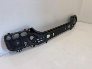 bontott BMW 5 E60 Hátsó középső Lökhárító Tartó (Műanyag)