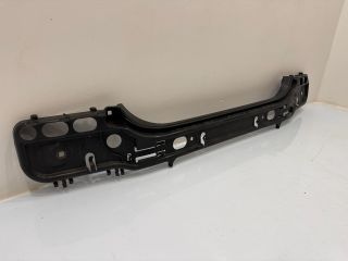 bontott BMW 5 E60 Hátsó középső Lökhárító Tartó (Műanyag)