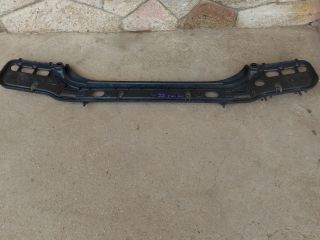 bontott BMW 5 E60 Hátsó középső Lökhárító Tartó (Műanyag)