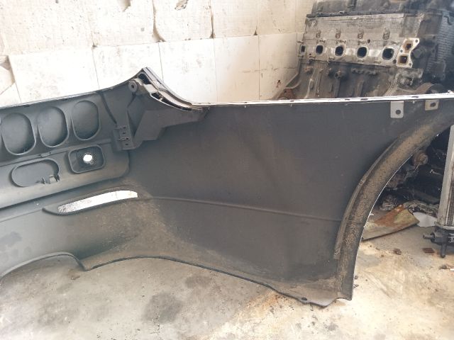 bontott BMW 5 E60 Hátsó Lökhárító (Részeivel)