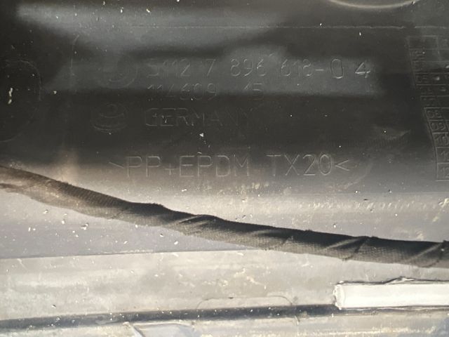 bontott BMW 5 E60 Hátsó Lökhárító (Részeivel)