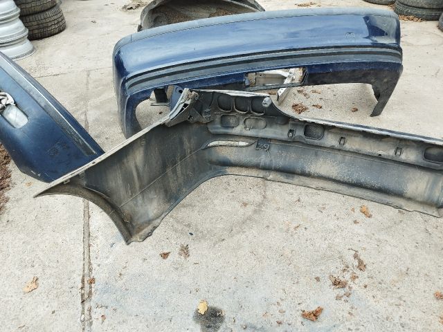 bontott BMW 5 E60 Hátsó Lökhárító (Üresen)