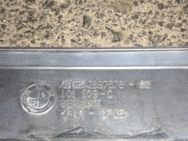 bontott BMW 5 E60 Hátsó Szárny Légterelő