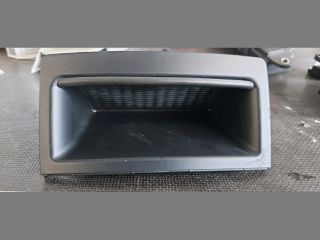 bontott BMW 5 E60 Hátsó Tároló Rekesz