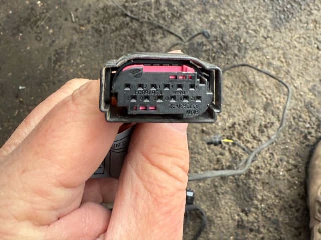 bontott BMW 5 E60 Hátsó Tolatóradar Kábelköteg