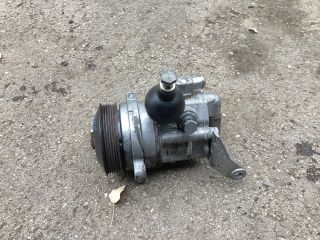 bontott BMW 5 E60 Hidraulika Szivattyú