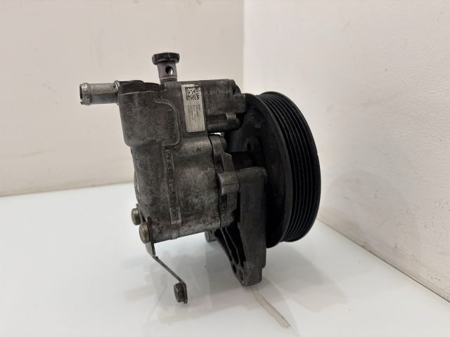 bontott BMW 5 E60 Hidraulika Szivattyú