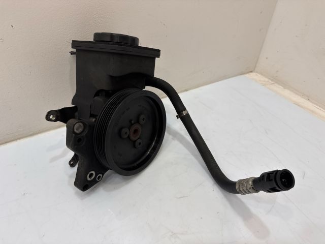 bontott BMW 5 E60 Hidraulika Szivattyú