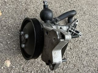 bontott BMW 5 E60 Hidraulika Szivattyú