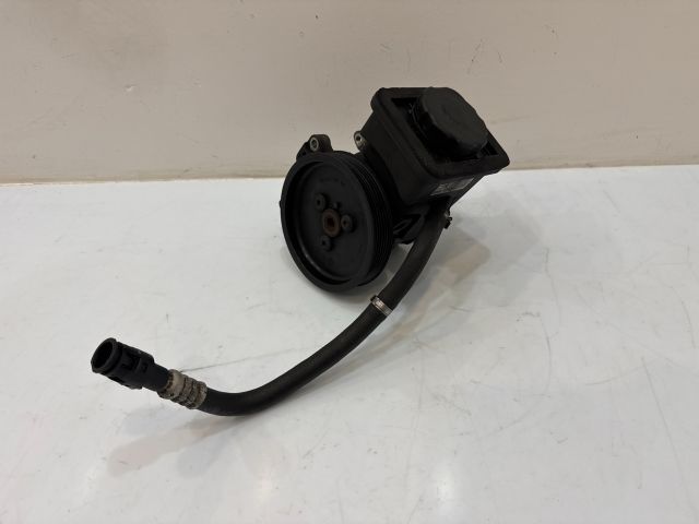 bontott BMW 5 E60 Hidraulika Szivattyú