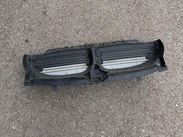 bontott BMW 5 E60 Hűtő Légterelő