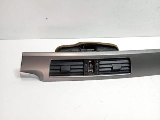 bontott BMW 5 E60 Hűtőrács