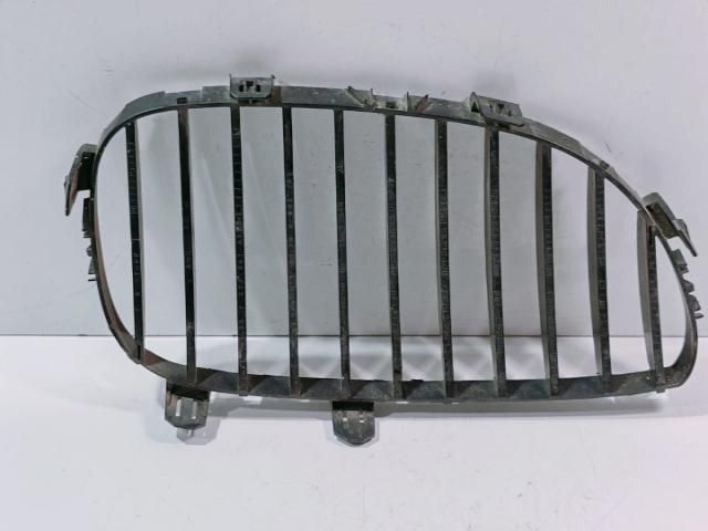 bontott BMW 5 E60 Hűtőrács