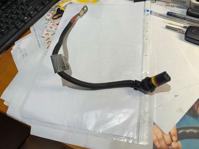 bontott BMW 5 E60 Izzító/Gyújtó Gyertya Kábel