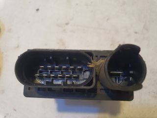 bontott BMW 5 E60 Izzító Relé