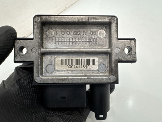 bontott BMW 5 E60 Izzító Relé