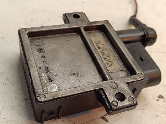 bontott BMW 5 E60 Izzító Relé