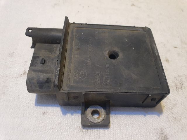 bontott BMW 5 E60 Izzító Relé