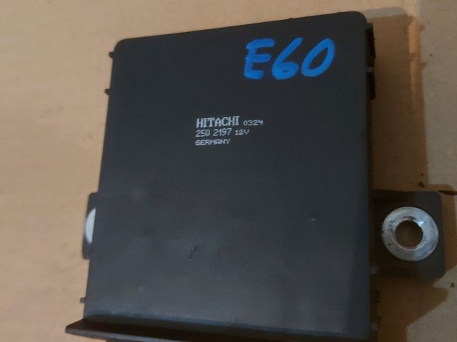 bontott BMW 5 E60 Izzító Relé