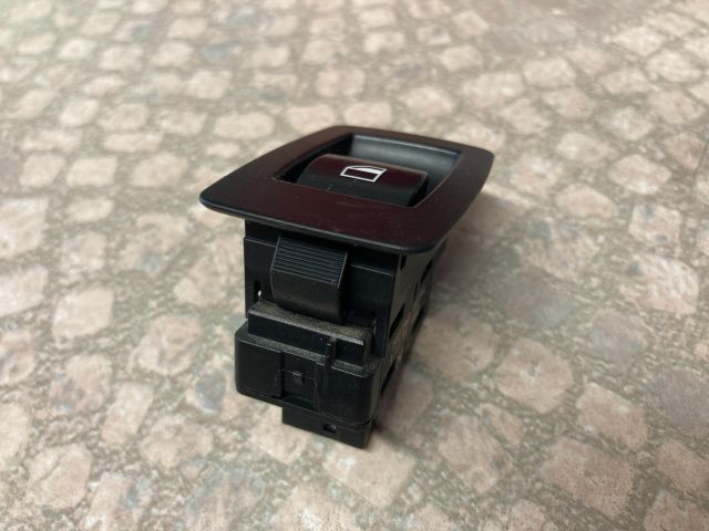 bontott BMW 5 E60 Jobb első Ablakemelő Kapcsoló