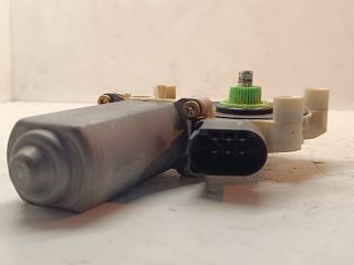 bontott BMW 5 E60 Jobb első Ablakemelő Motor